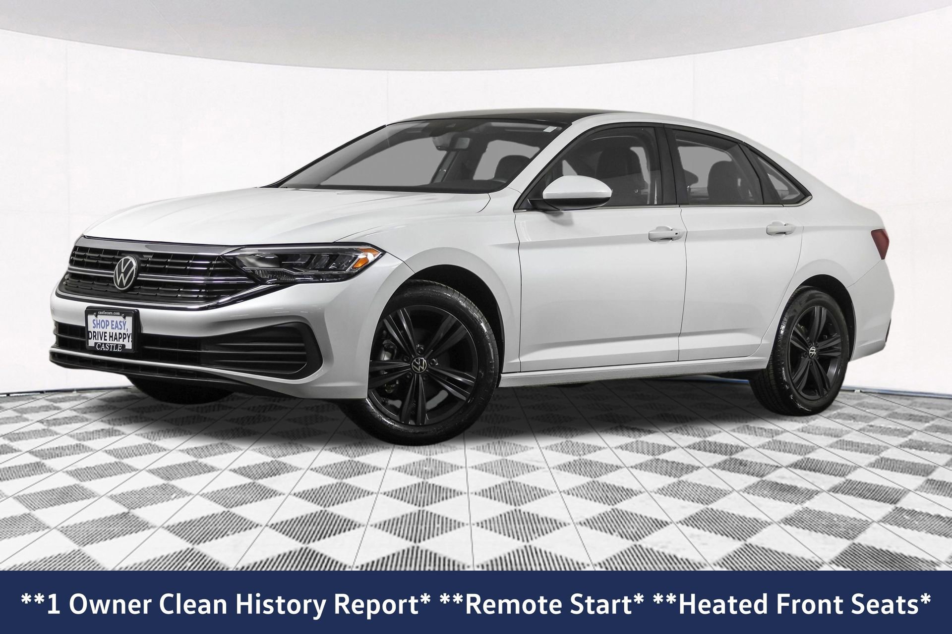 Used 2024 Volkswagen Jetta SE w/ Panoramic Sunroof Package image 2