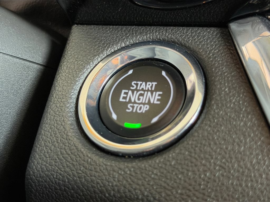 Used 2025 Buick Envista Avenir FWD image 27