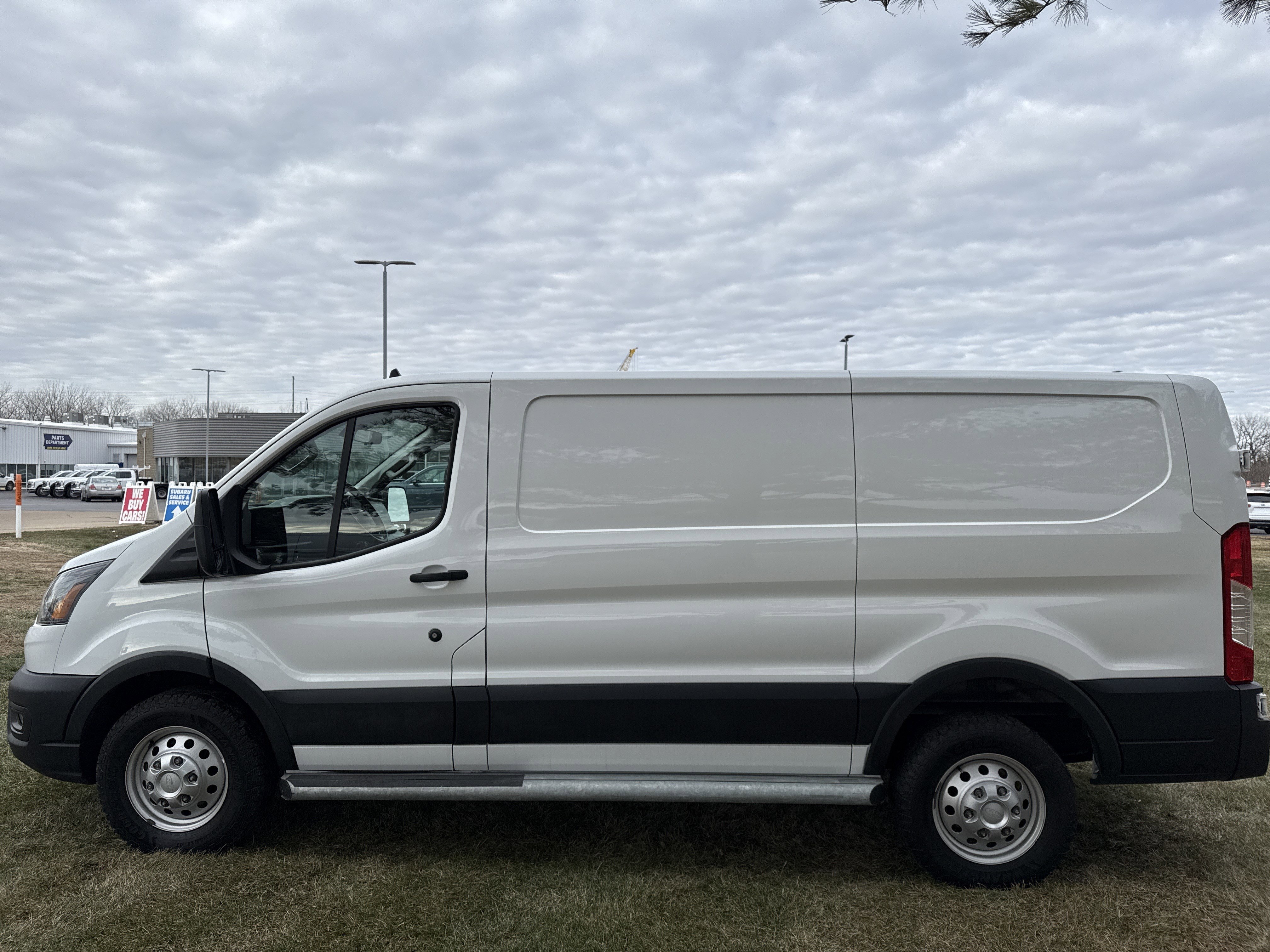 Used 2023 Ford Transit 250 Low Roof AWD w/ Exterior Upgrade Package image 2