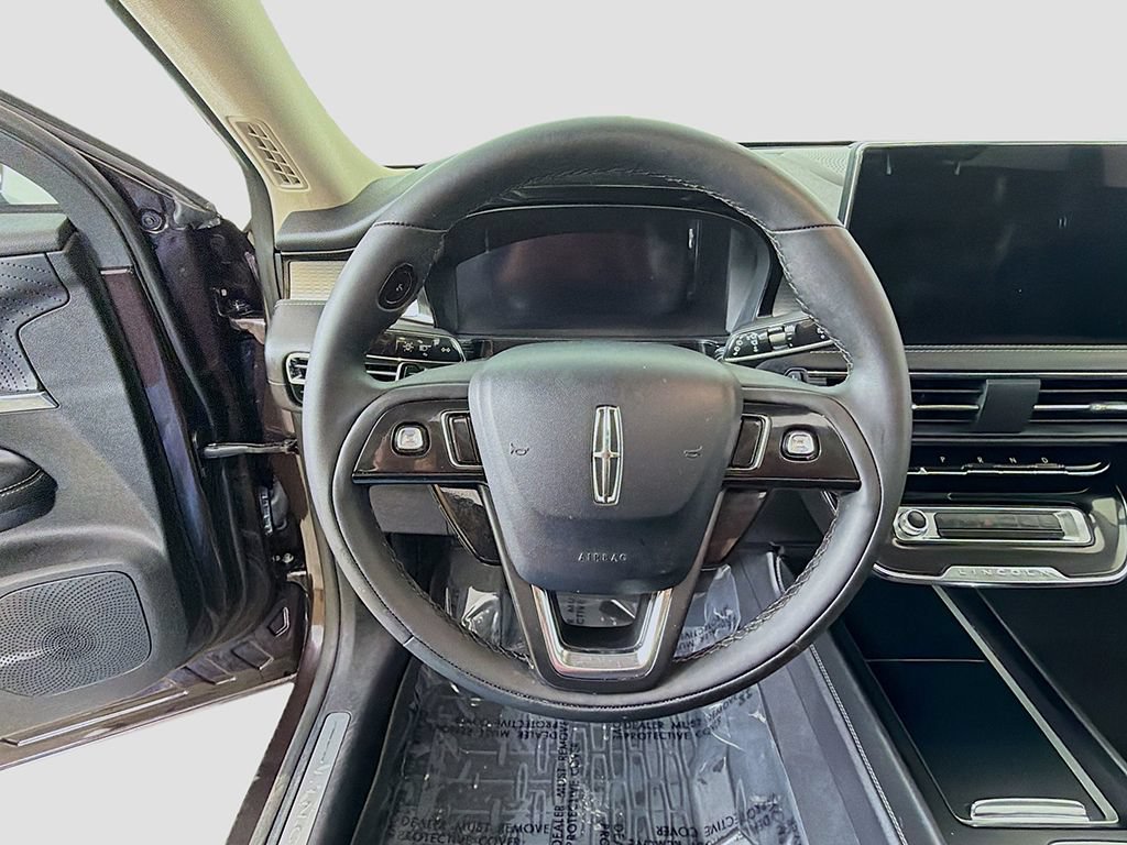 Used 2023 Lincoln Corsair AWD w/ Equipment Group 101A image 34