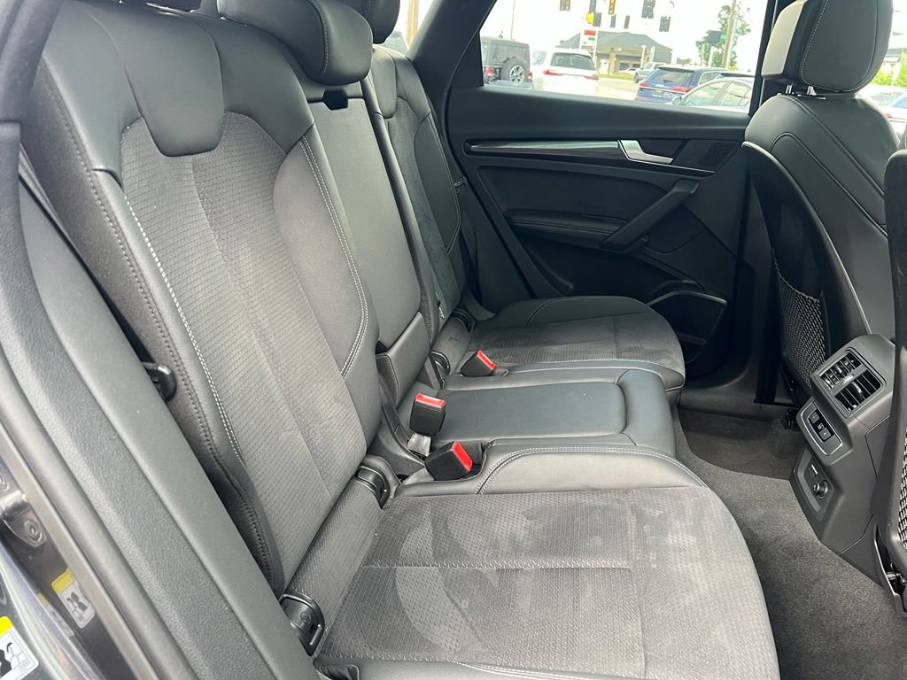 Used 2022 Audi SQ5 Premium Plus AWD/4WD image 27