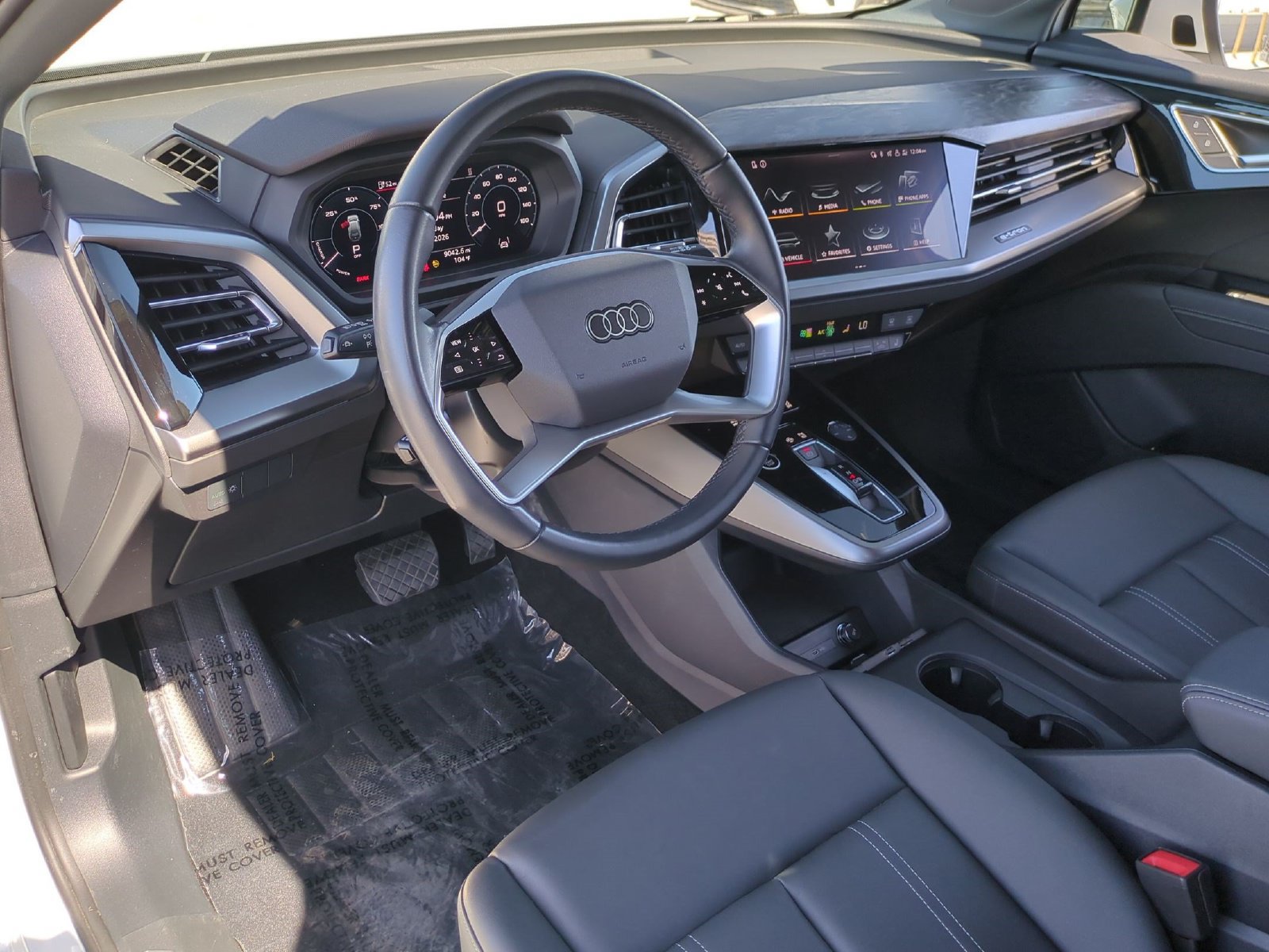 Used 2024 Audi Q4 e-tron Premium AWD/4WD image 15