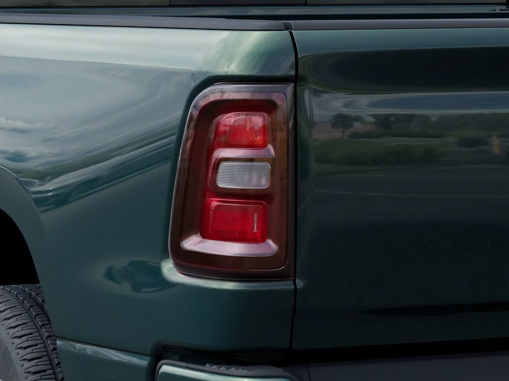 New 2026 RAM 1500 Express AWD/4WD image 9