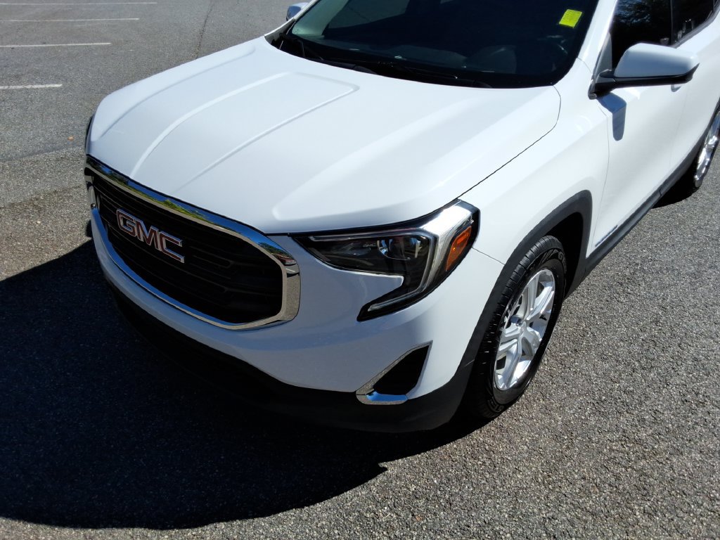 Used 2020 GMC Terrain SLE FWD image 9