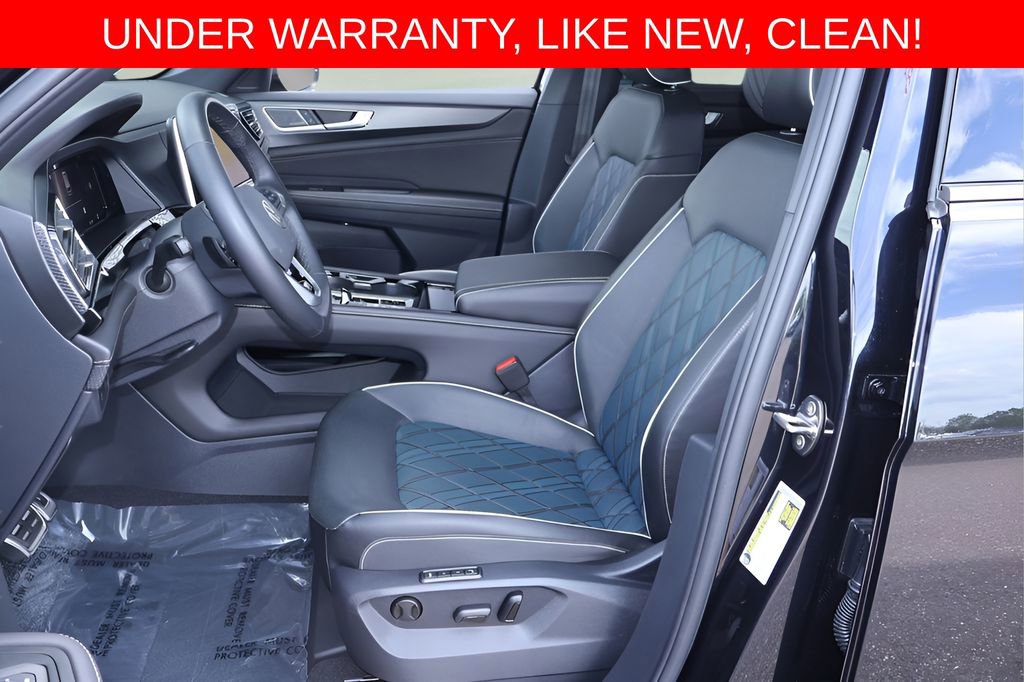 Used 2025 Volkswagen Atlas Cross Sport SEL Premium R-Line AWD/4WD image 11