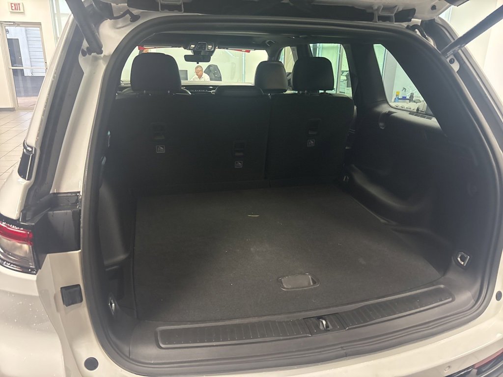 Used 2025 Jeep Grand Cherokee Altitude image 5