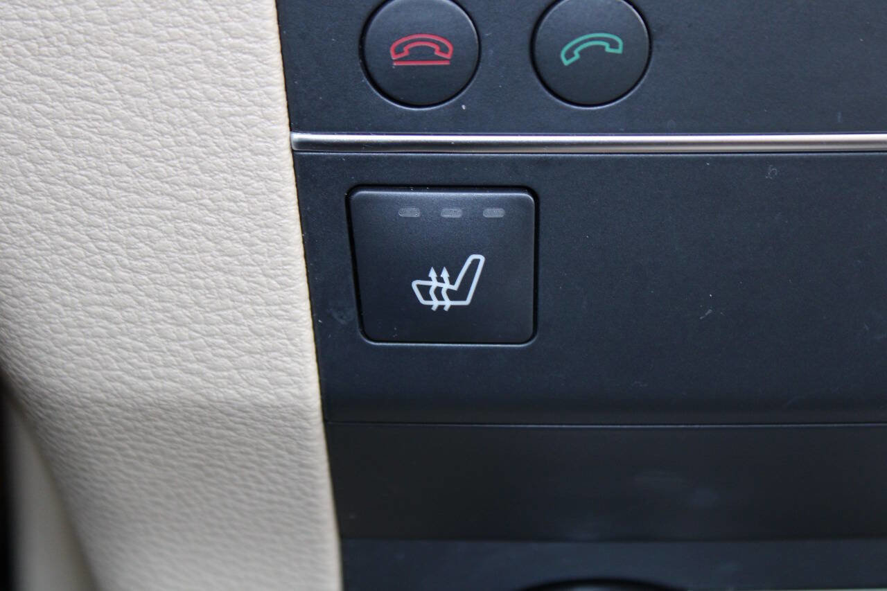 Used 2011 Mercedes-Benz GLK 350 GLK 350 4MATIC AWD 4dr SUV image 23