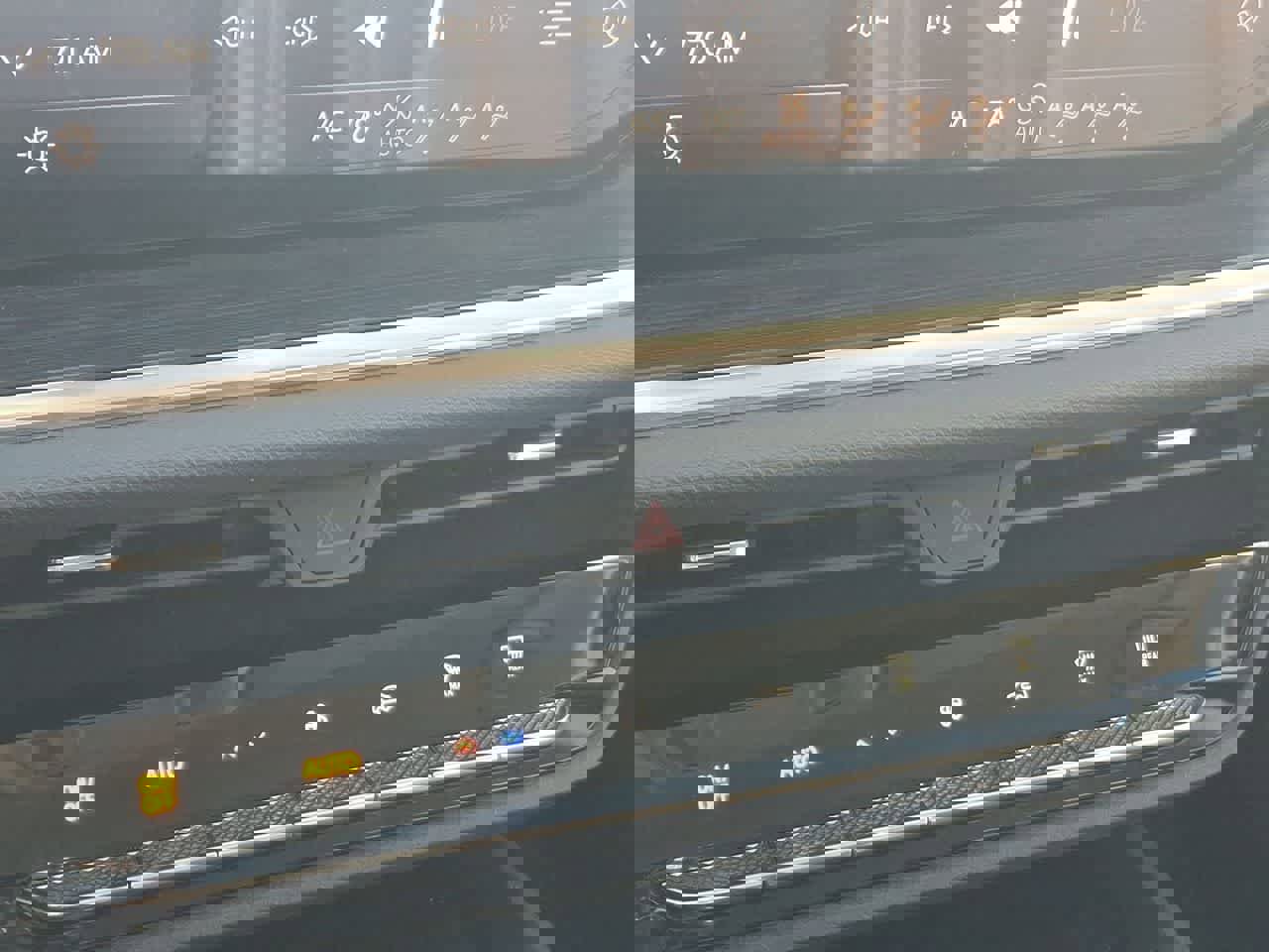 Used 2024 Buick Envision Preferred image 25