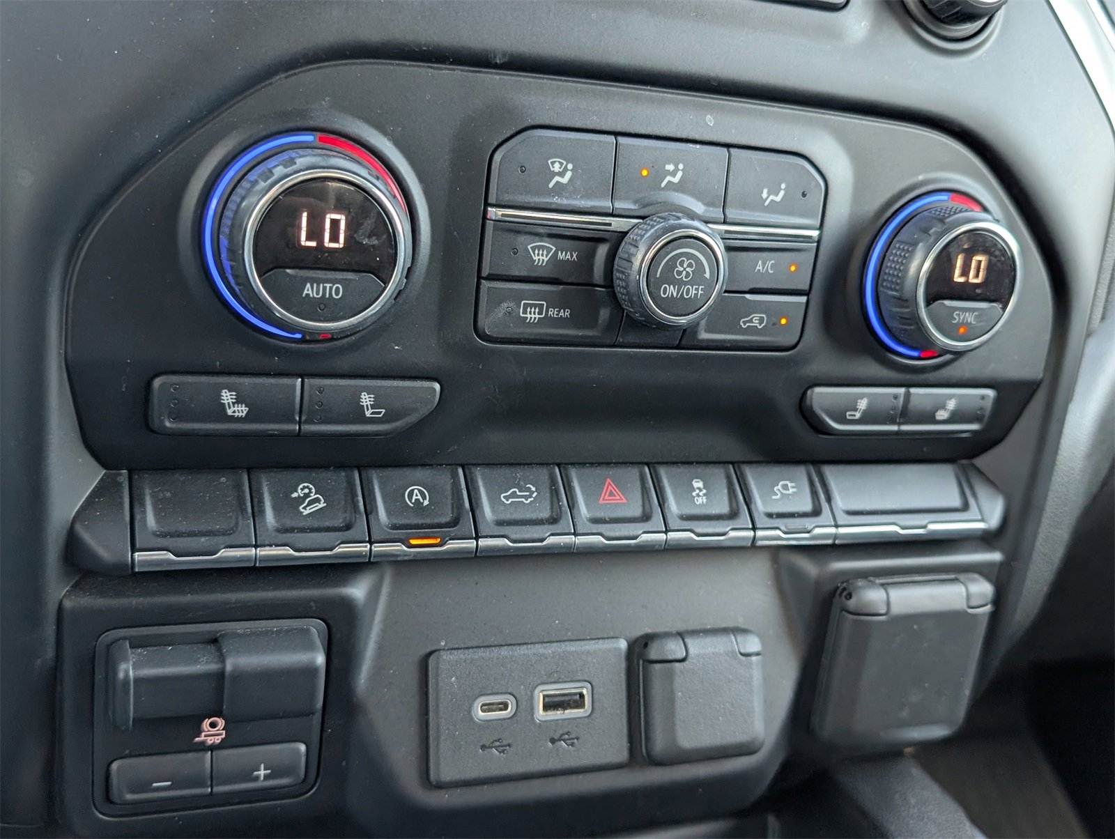 Used 2021 Chevrolet Silverado 1500 LT Trail Boss w/ Convenience Package II image 22