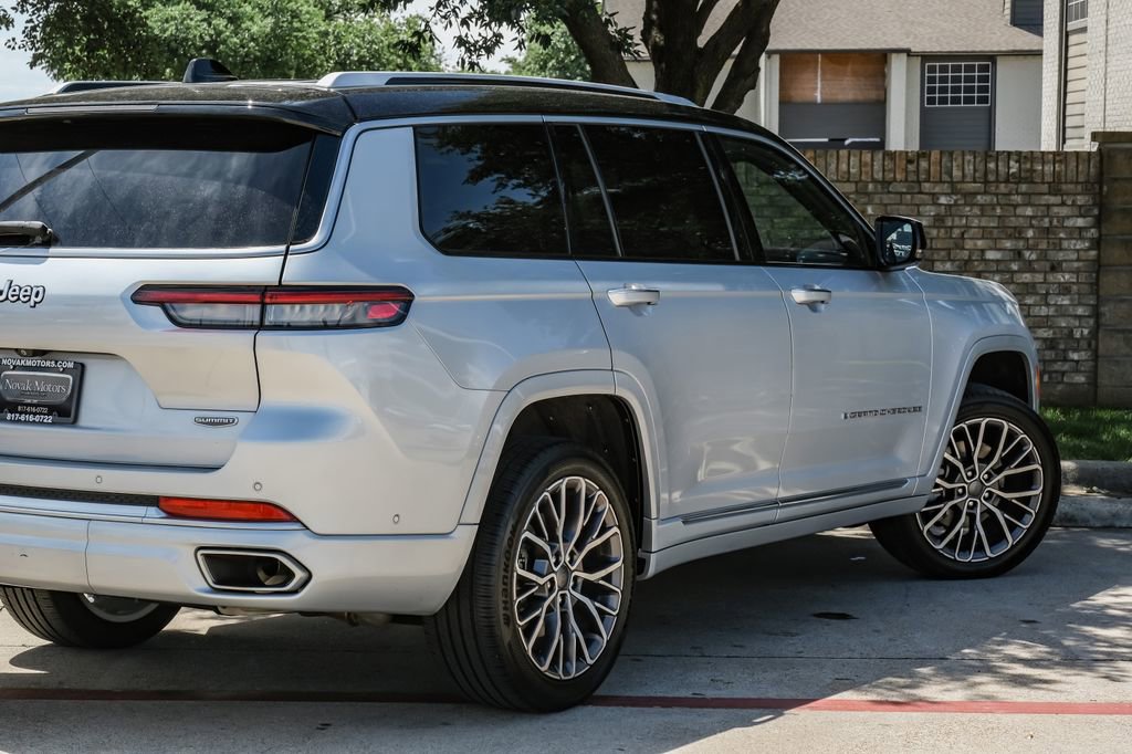 Used 2023 Jeep Grand Cherokee L Summit image 18