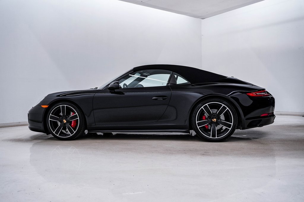 Used 2017 Porsche 911 Carrera 4S video 2