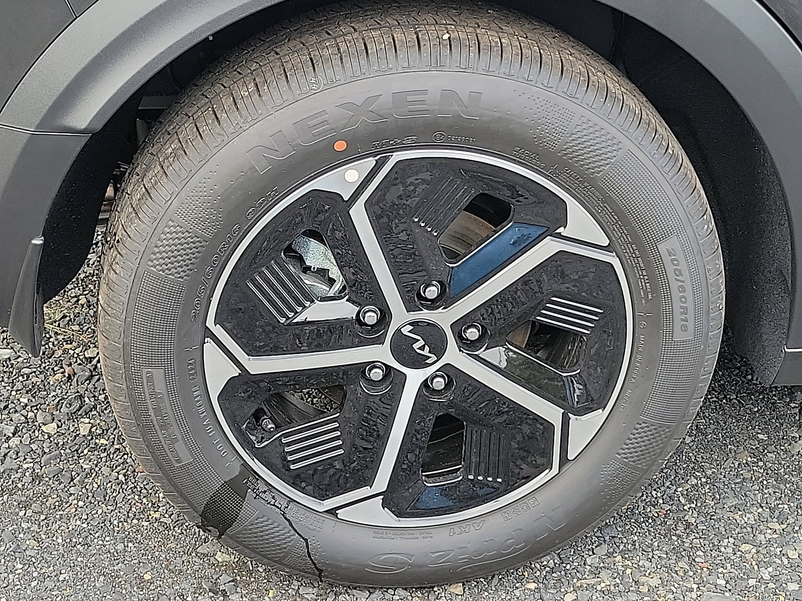 New 2025 Kia Niro EX image 5