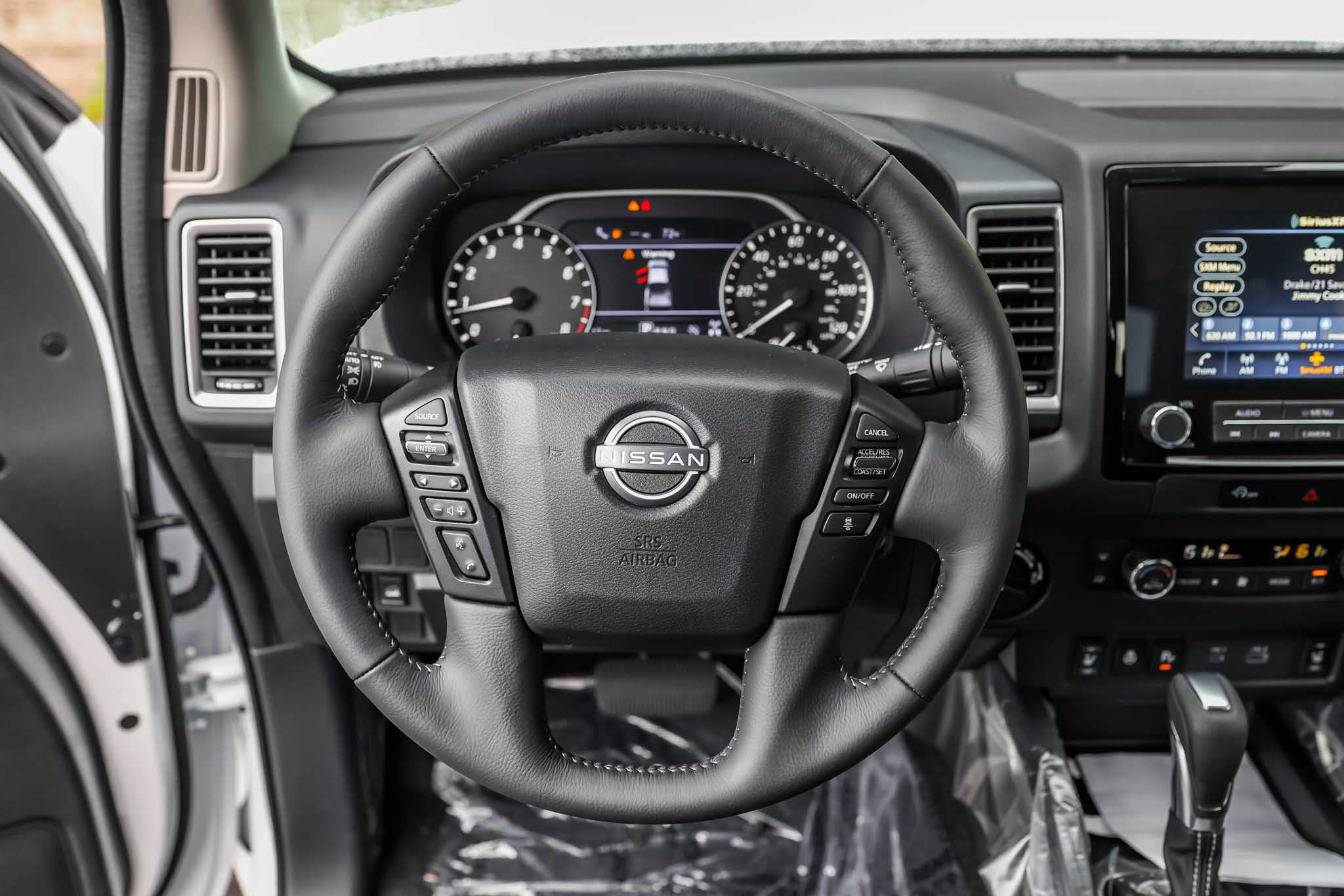 New 2024 Nissan Frontier SV w/ SV Convenience Package image 11