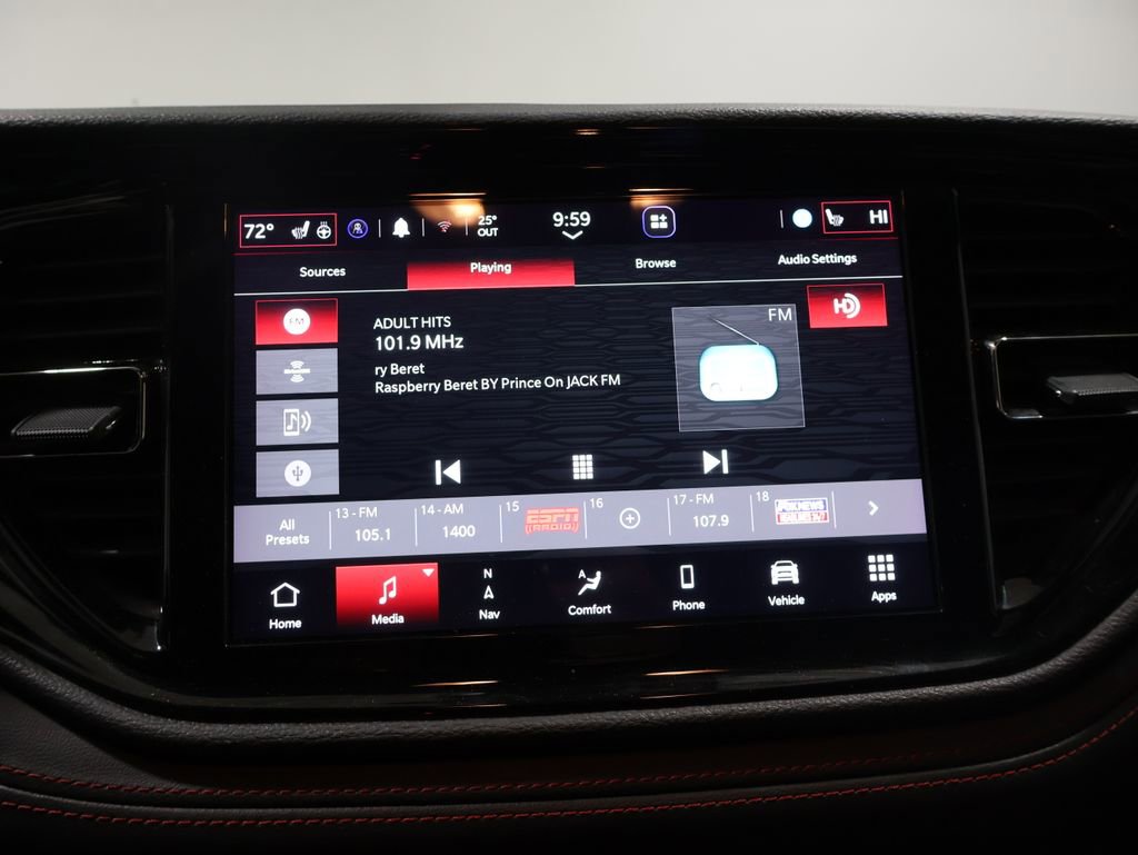 Certified 2023 Dodge Durango GT image 28