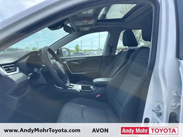 Used 2021 Toyota RAV4 XLE w/ Convenience Package AWD/4WD image 10