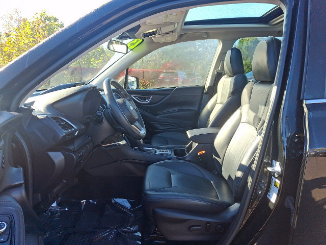 Certified 2023 Subaru Forester Touring AWD/4WD image 13