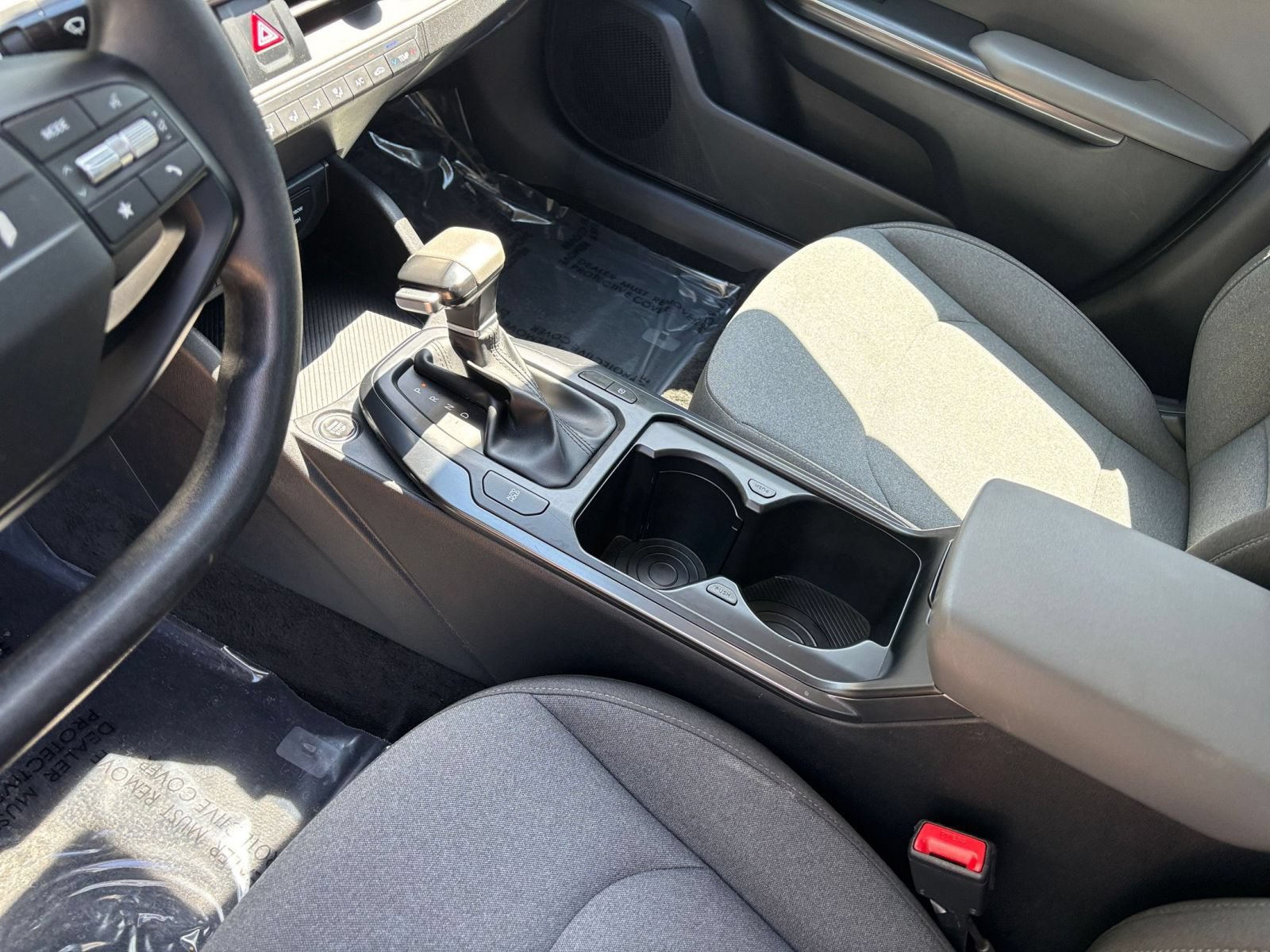 Used 2025 Kia K4 FWD image 43