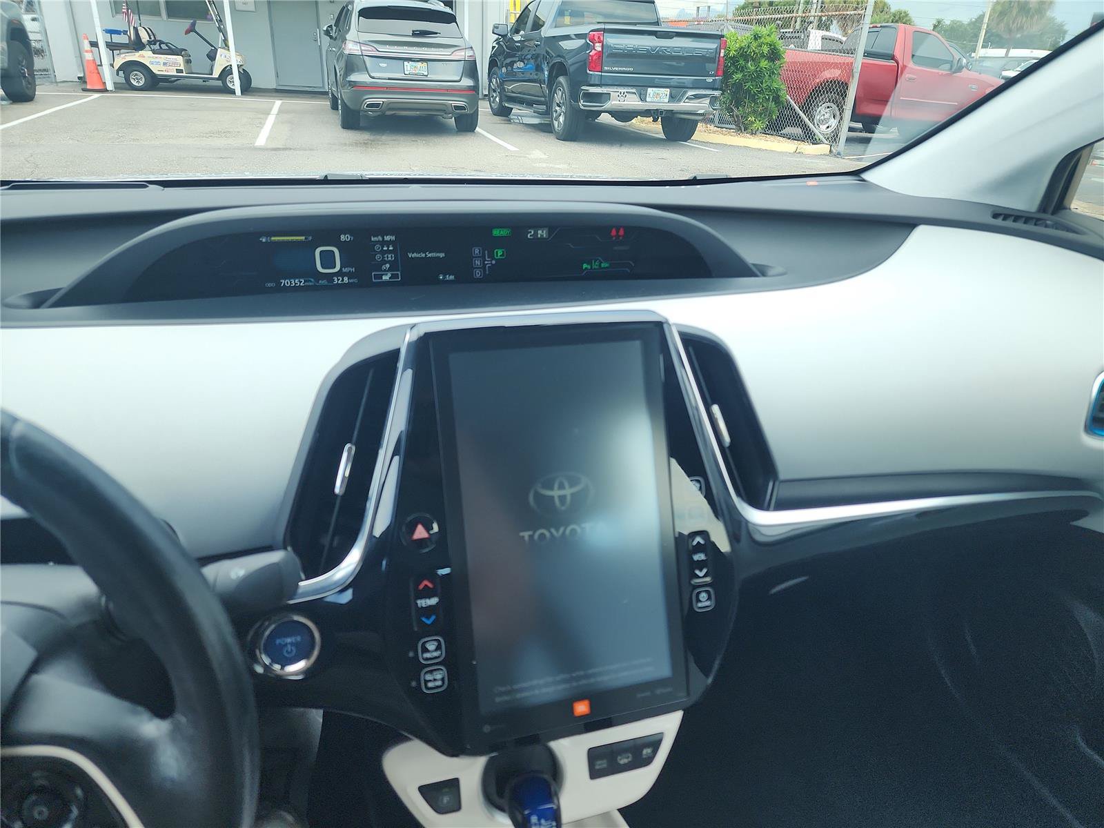 Used 2017 Toyota Prius Prime Advanced FWD image 33