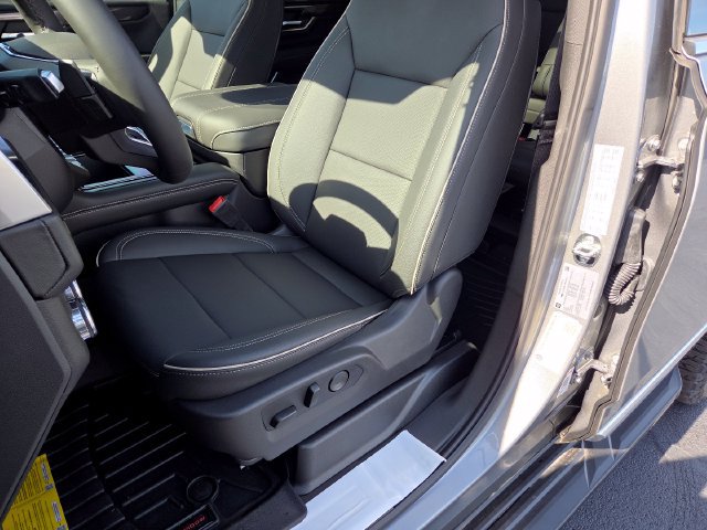New 2026 GMC Yukon Elevation w/ Elevation Premium Package AWD/4WD image 28