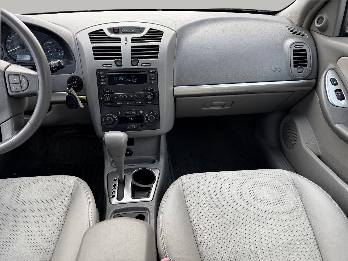 Used 2005 Chevrolet Malibu LT w/ Preferred Equipment Group image 20