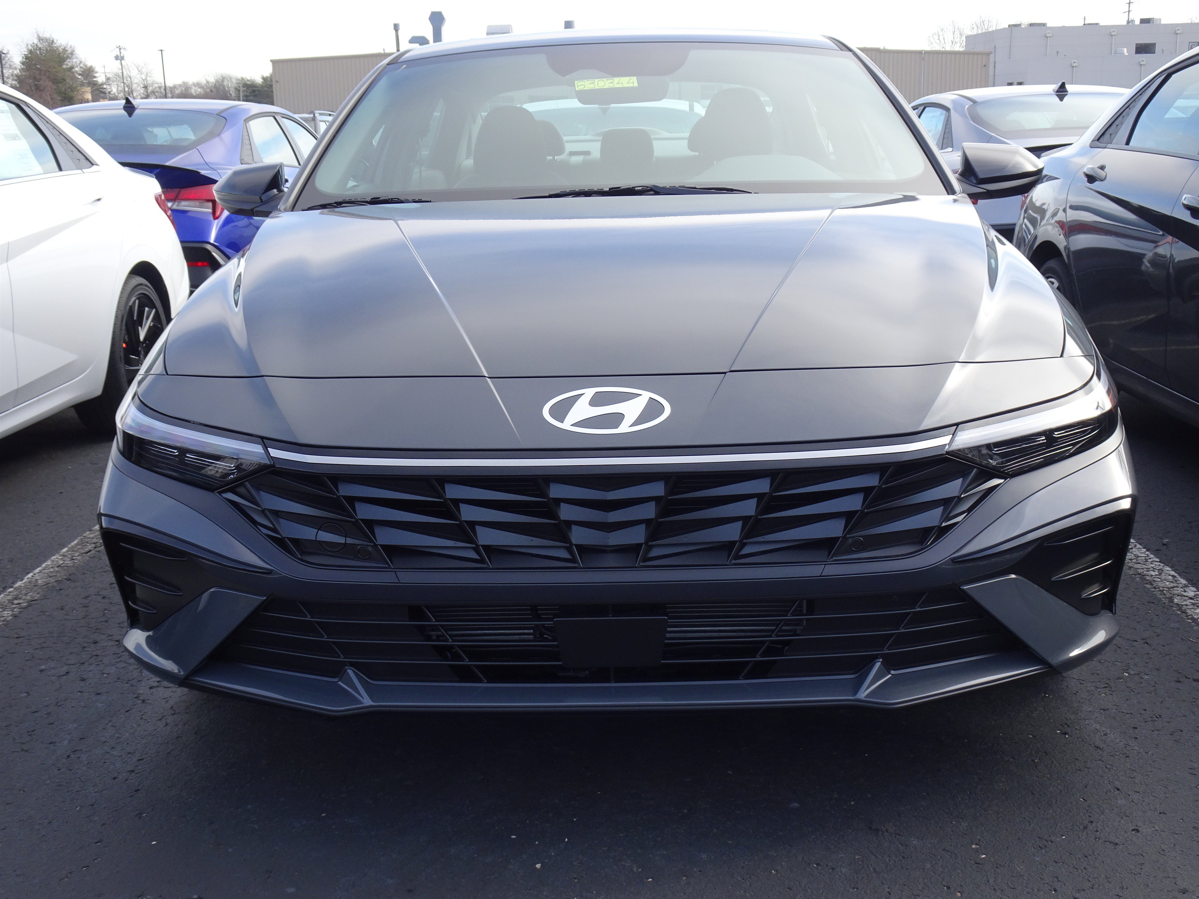 New 2026 Hyundai Elantra SEL Sport Premium FWD image 3