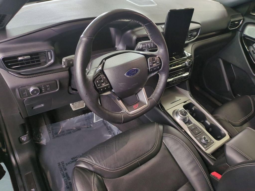 Used 2022 Ford Explorer ST w/ Equipment Group 401A image 11