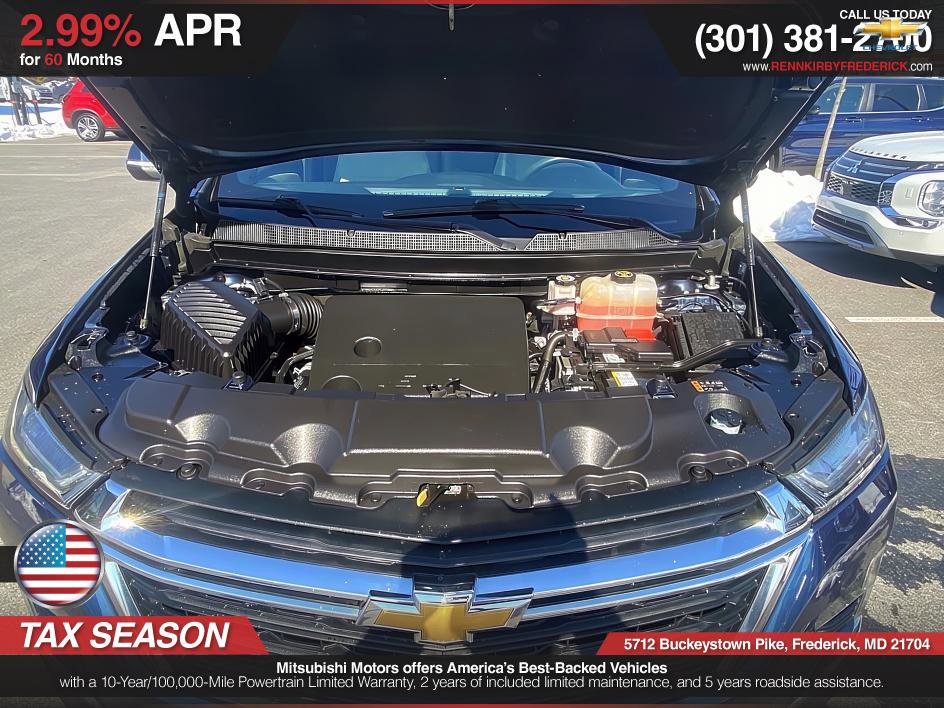 Used 2023 Chevrolet Traverse LS image 9