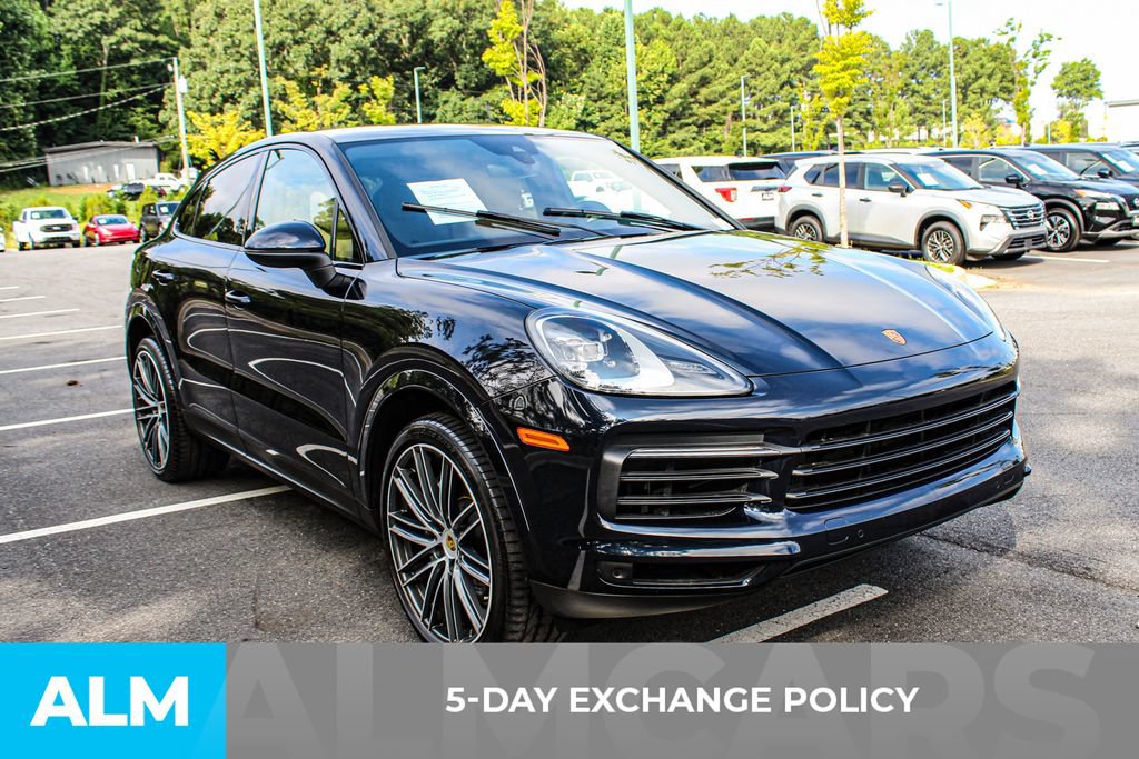 Used 2023 Porsche Cayenne Coupe w/ Premium Package AWD/4WD image 3