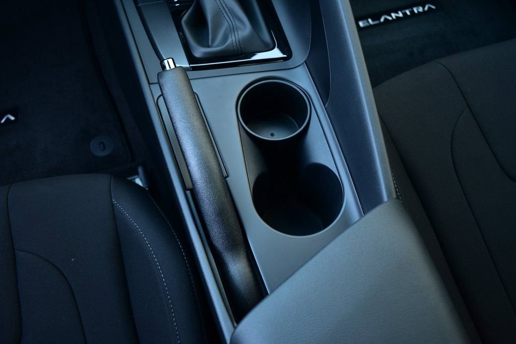 New 2026 Hyundai Elantra Sport image 39