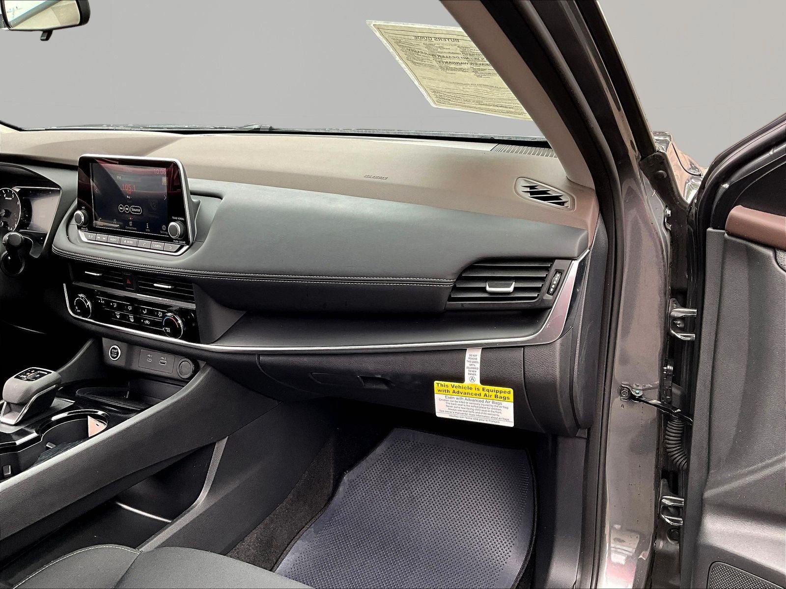 Certified 2023 Nissan Rogue S FWD image 25