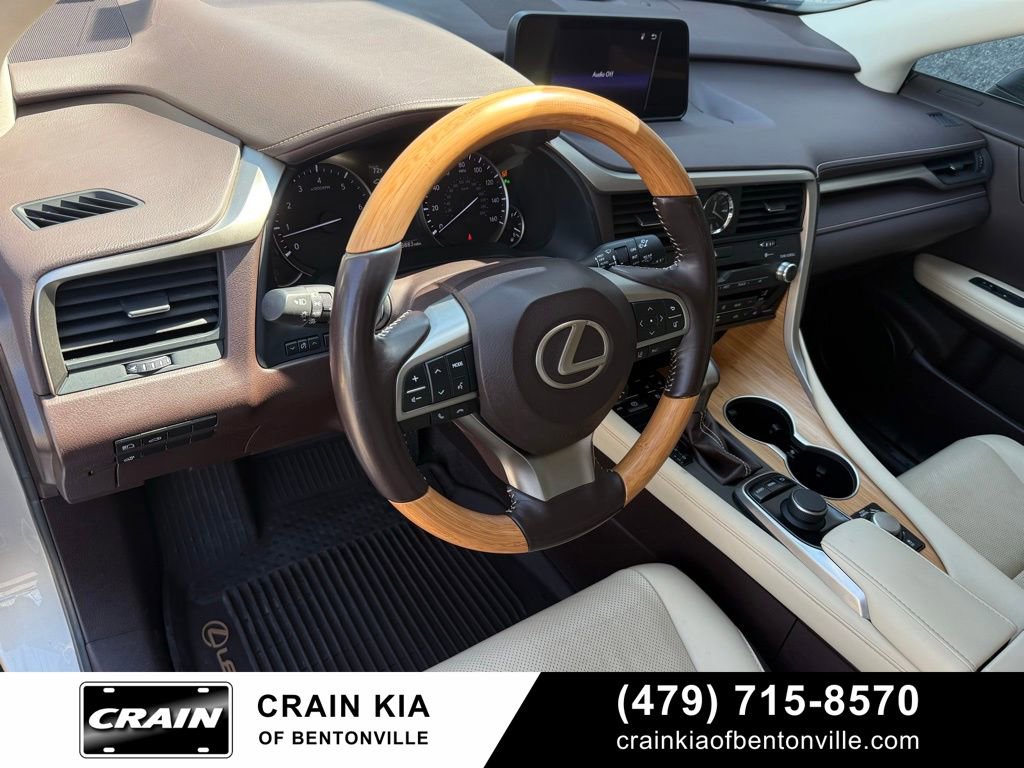 Used 2018 Lexus RX 350L Premium w/ Premium Package AWD/4WD image 12