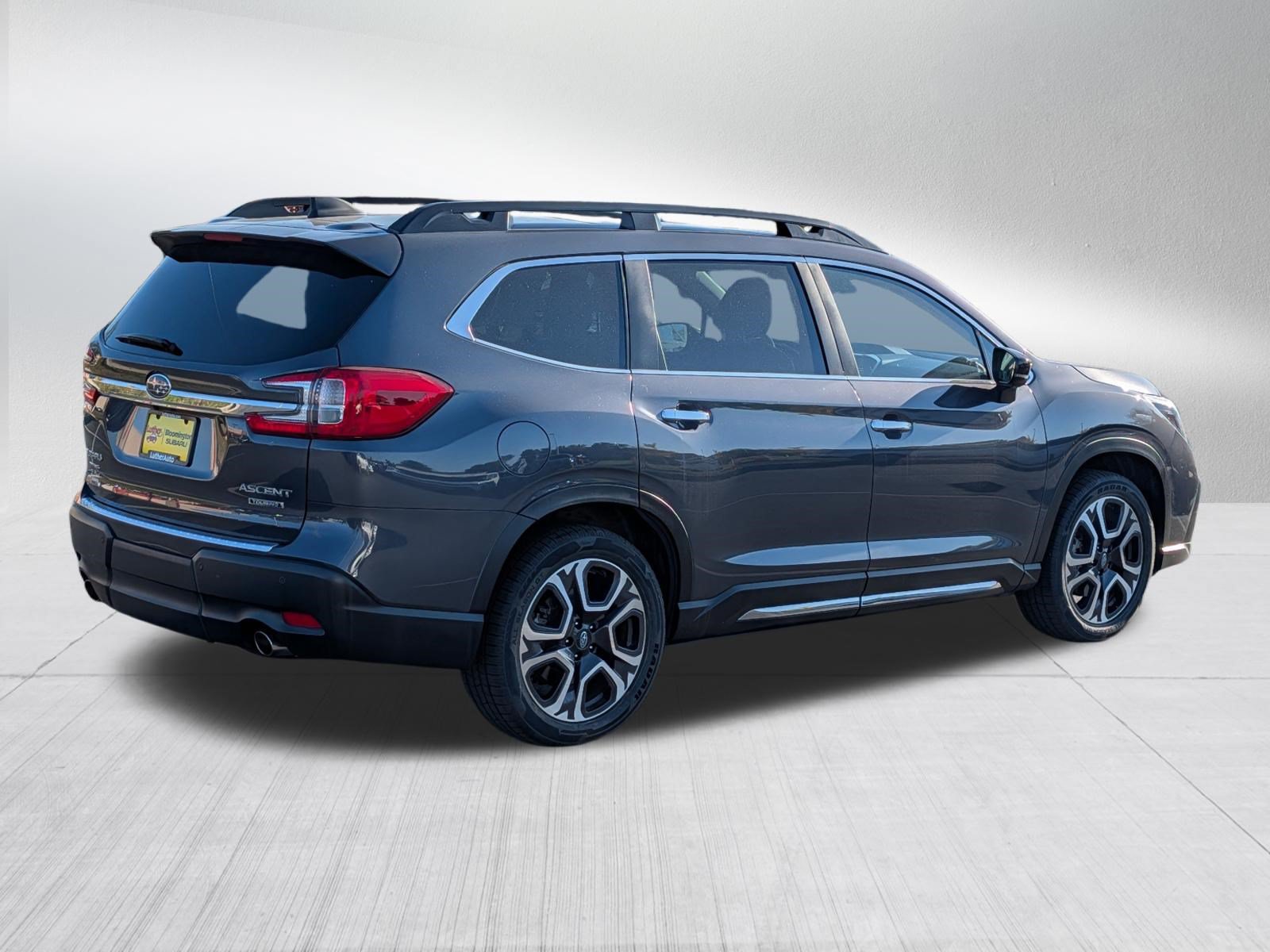 Used 2024 Subaru Ascent Touring AWD/4WD image 7