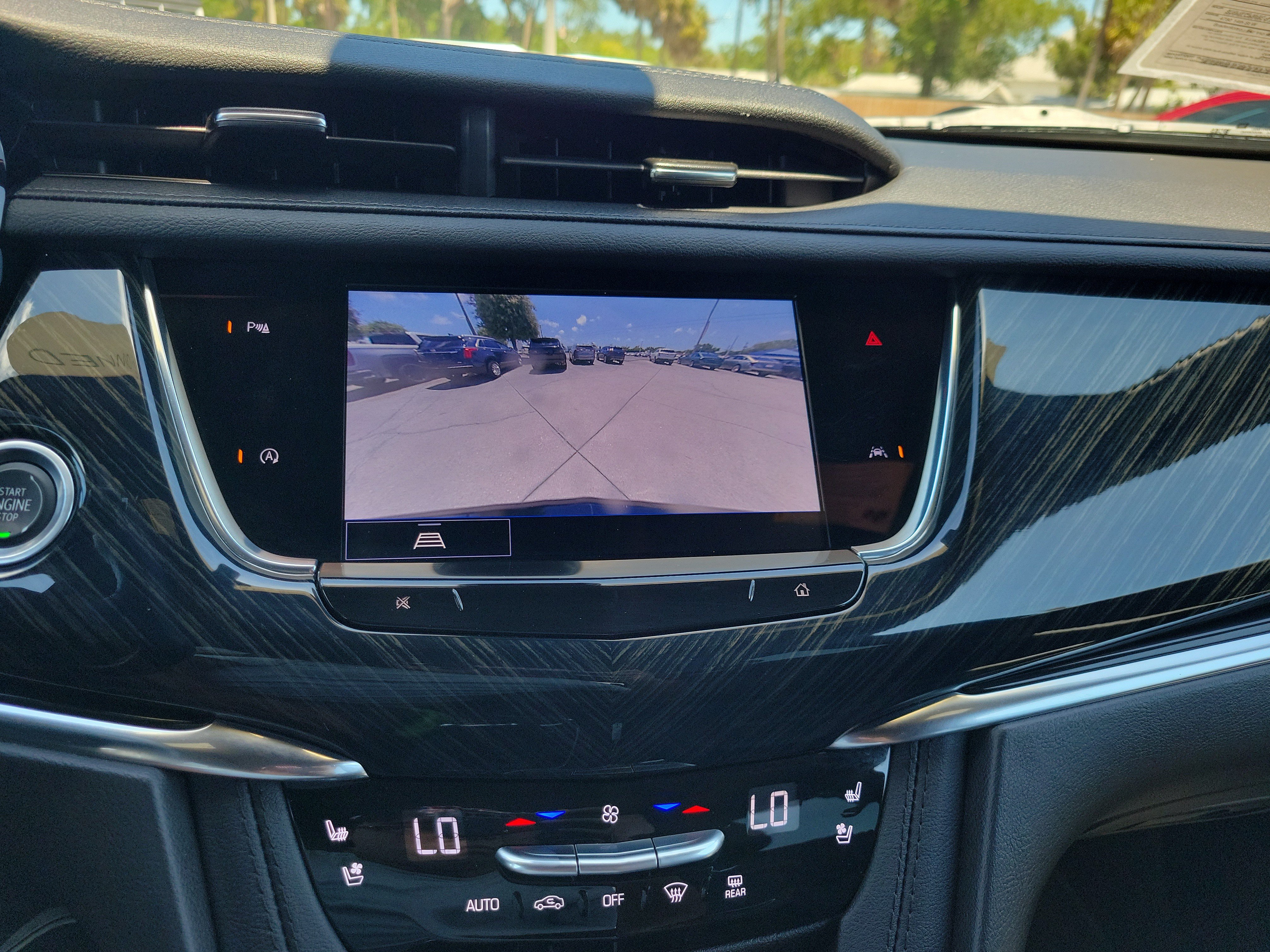 Certified 2023 Cadillac XT6 Premium Luxury AWD/4WD image 21