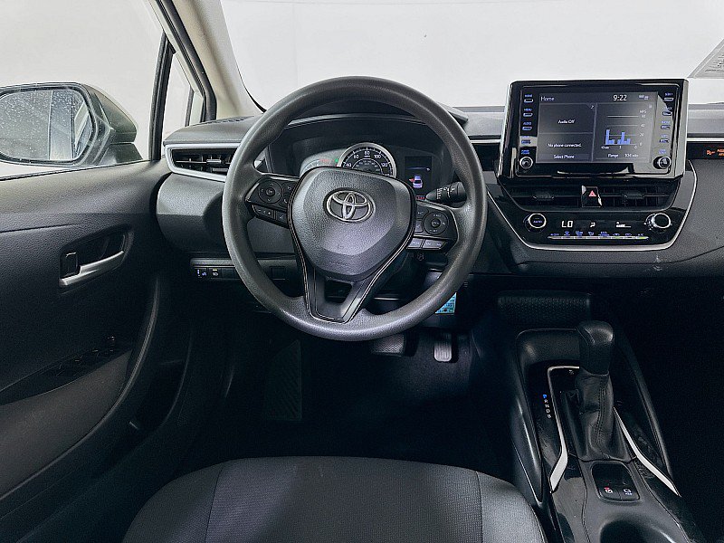 Used 2020 Toyota Corolla LE FWD image 21