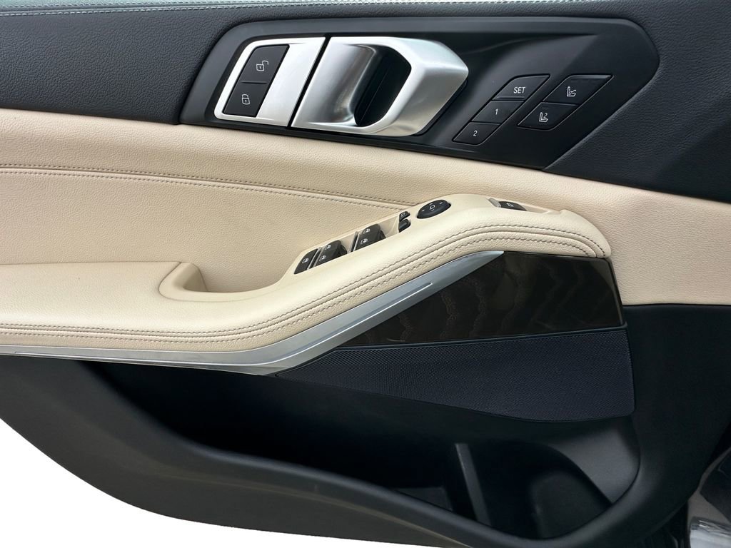 Used 2022 BMW X5 xDrive40i image 11