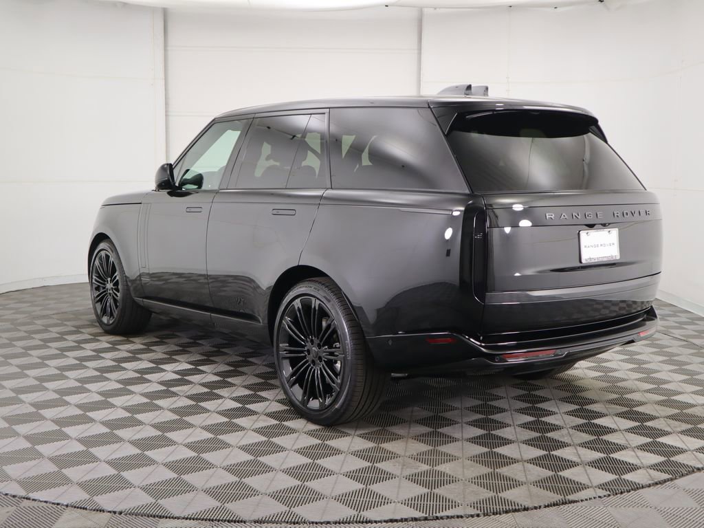 New 2026 Land Rover Range Rover SE image 7