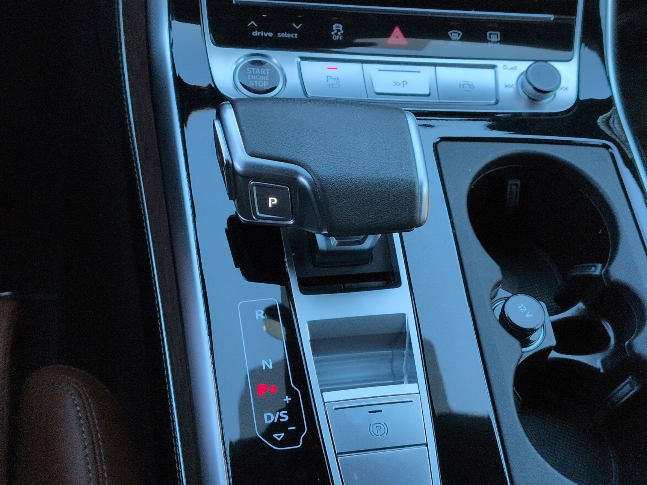 Used 2025 Audi Q8 Prestige image 26