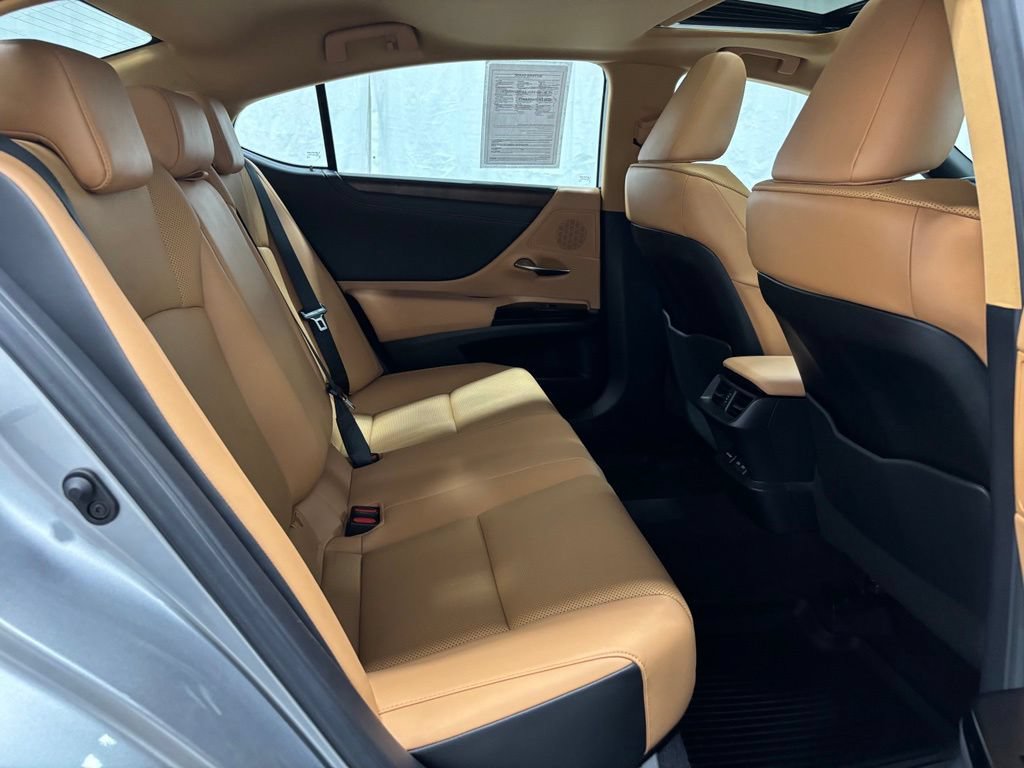 Used 2022 Lexus ES 250 w/ Premium Package AWD/4WD image 54