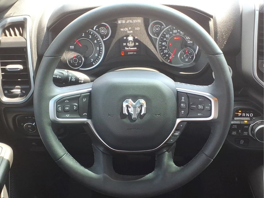Used 2025 RAM 1500 Big Horn AWD/4WD image 17