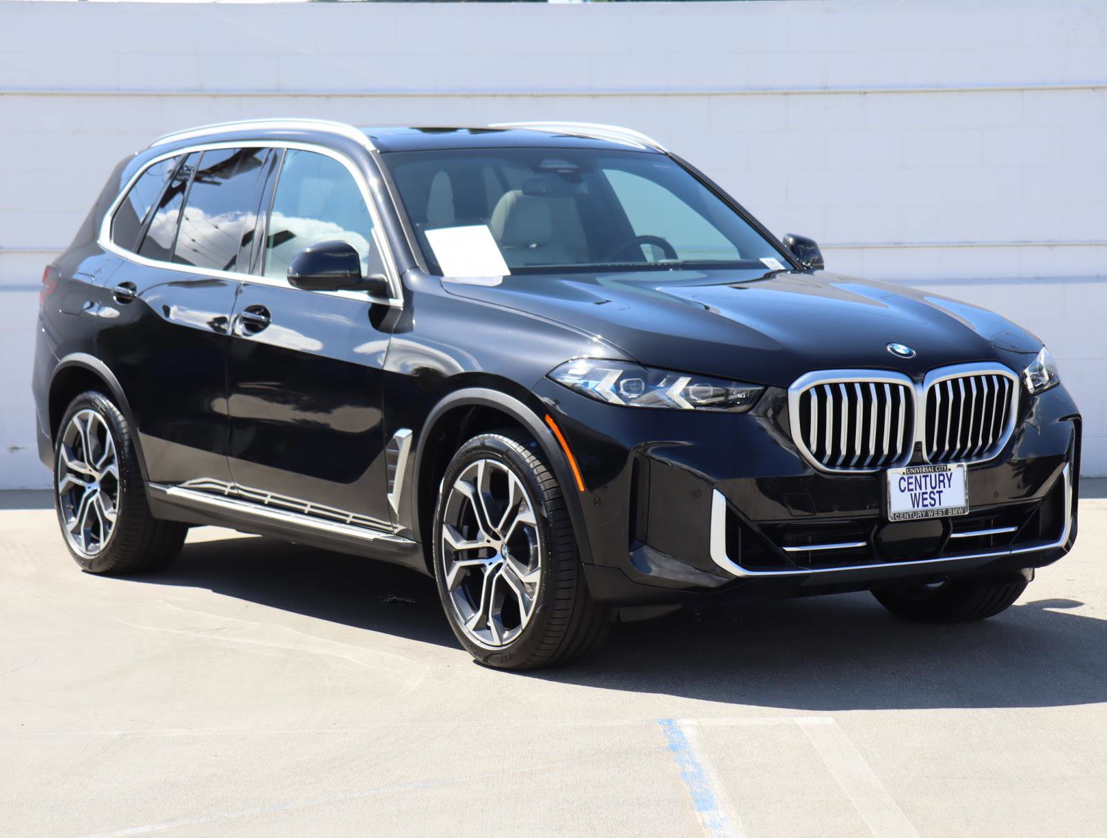 Used 2025 BMW X5 sDrive40i w/ Premium Package