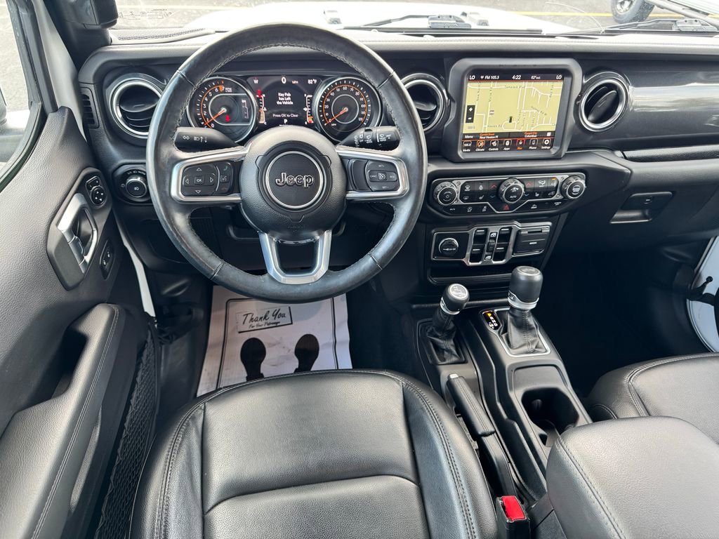 Used 2023 Jeep Wrangler Unlimited Sahara AWD/4WD image 19