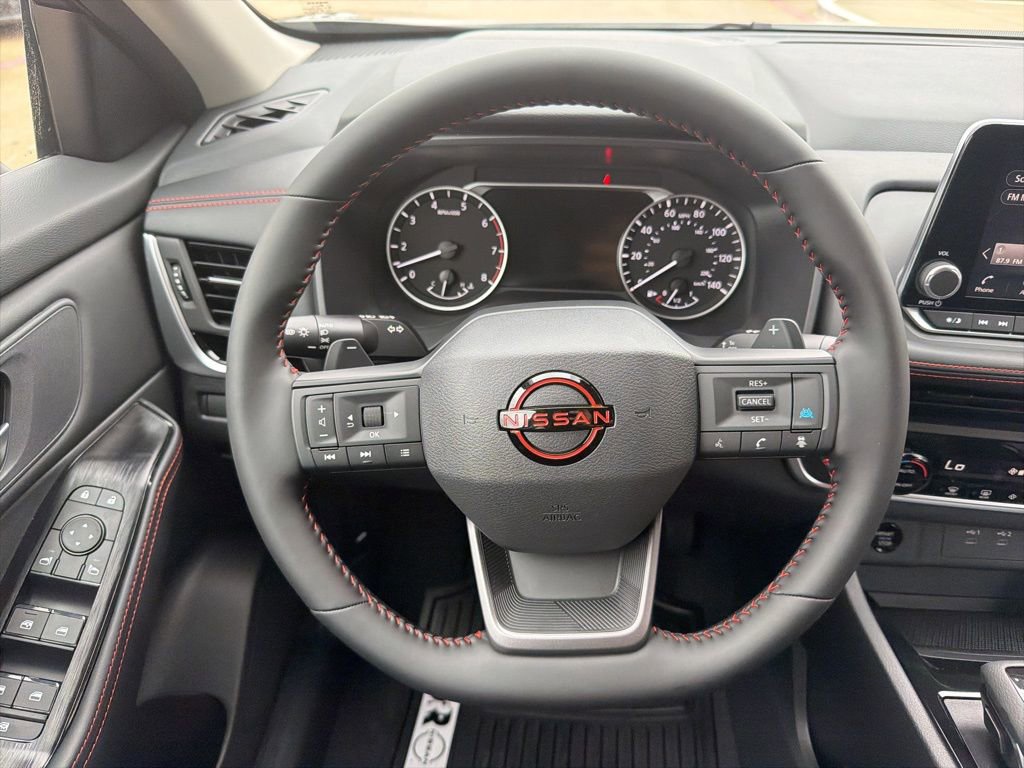 New 2026 Nissan Rogue SV AWD/4WD image 23