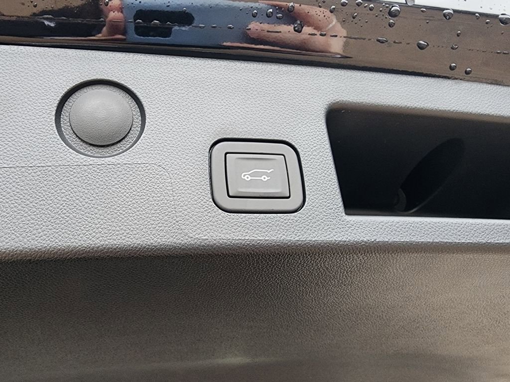 New 2026 GMC Terrain Denali image 49