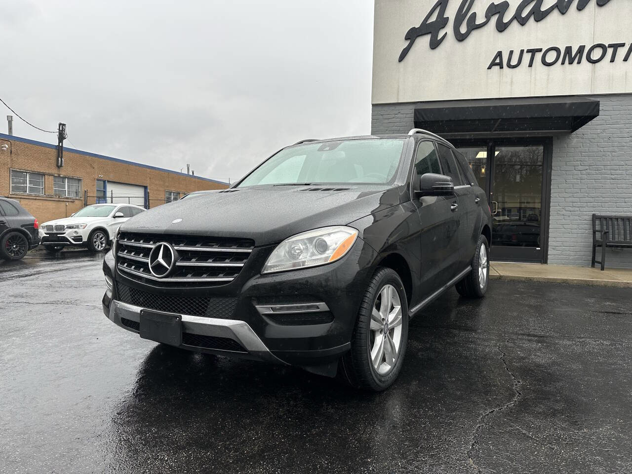 Used 2015 Mercedes-Benz ML 350 4MATIC w/ Premium 1 Package image 1
