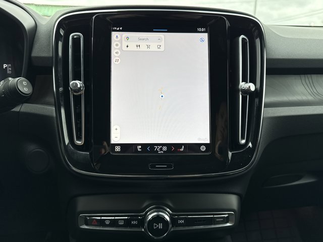 Used 2023 Volvo XC40 Recharge Ultimate image 19