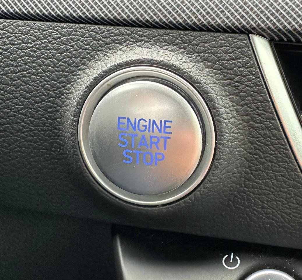 Used 2025 Hyundai Sonata SEL FWD image 16