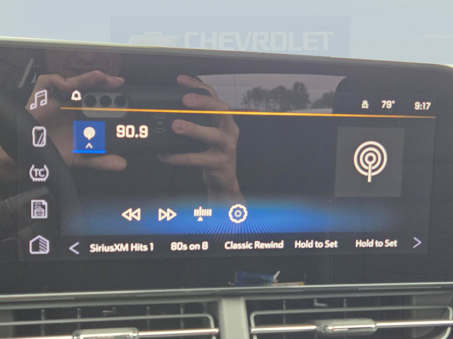 New 2026 Chevrolet Trax LT w/ LT Convenience Package FWD image 16