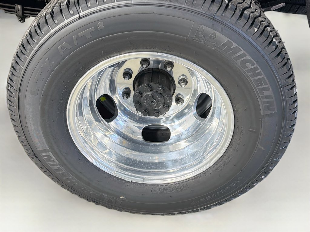 New 2027 Ford F350 XL w/ STX Appearance Package AWD/4WD image 18