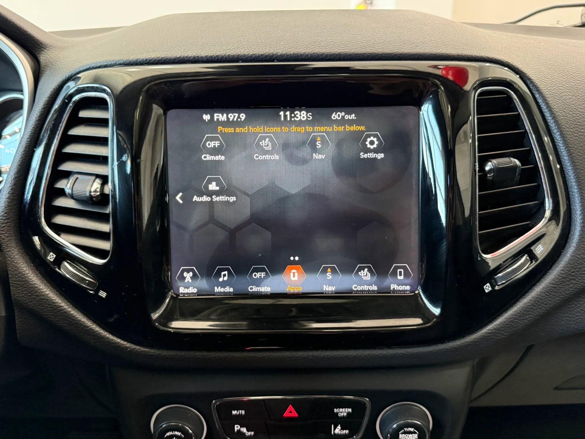 Used 2017 Jeep Compass Limited AWD/4WD image 16