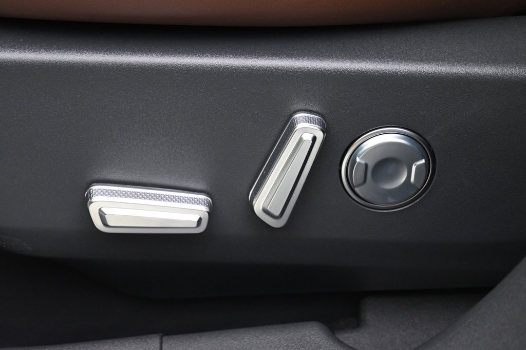 New 2026 Lincoln Nautilus Reserve image 14